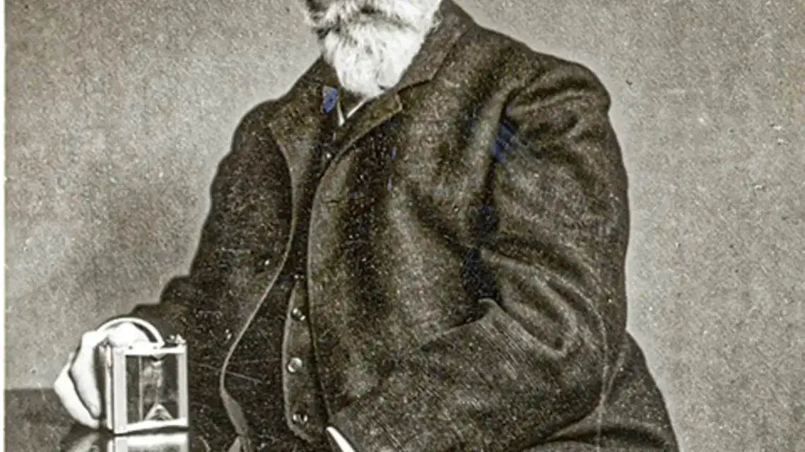 Kto wynalazł aparat? Poznaj 3 ojców fotografii!