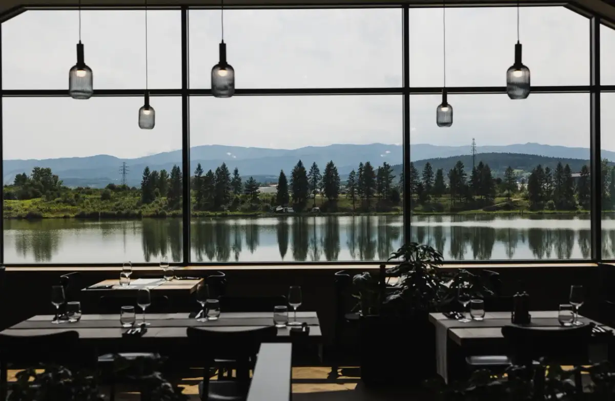 Gdzie zjeść w Starym Sączu? Odkryj najlepsze restauracje i smaki