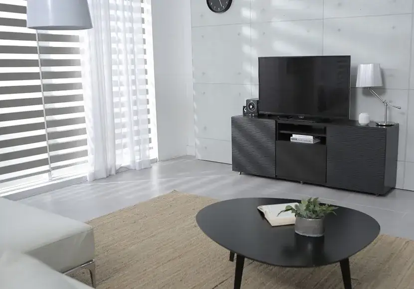 Co zamiast firanek w salonie? Oto nowoczesne i praktyczne rozwiązania