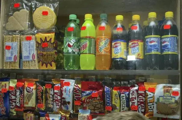 Co można kupić w sklepiku szkolnym Familiada? Zaskakujące wybory!