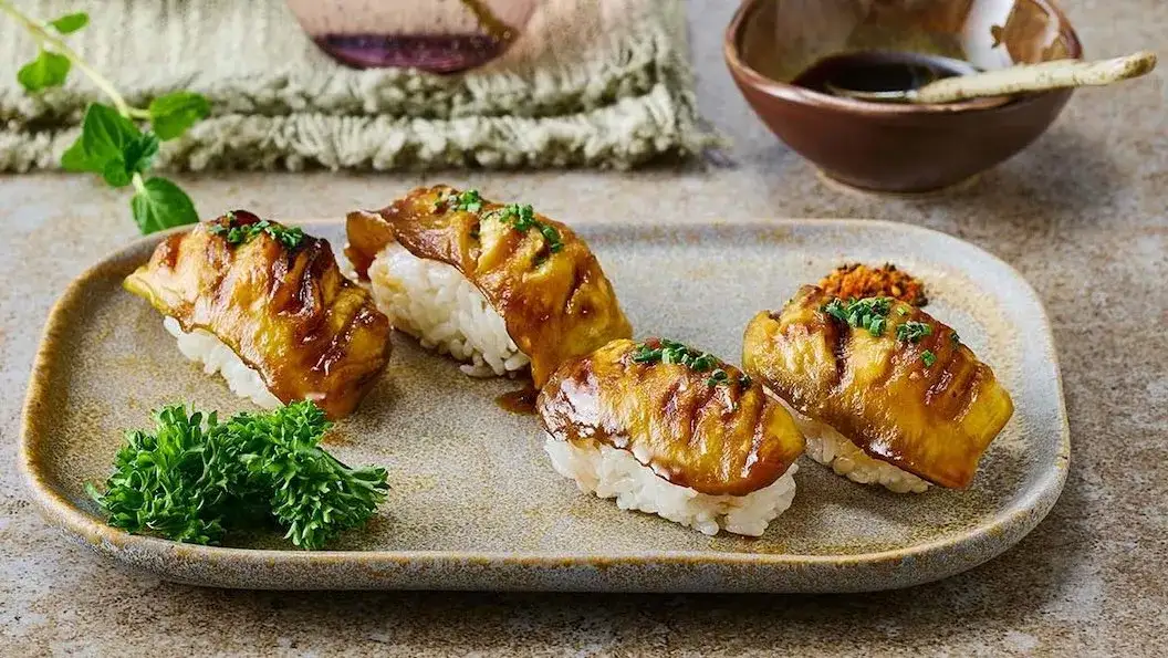 Czy kawior jest wegetariański? Odkryj alternatywy roślinne