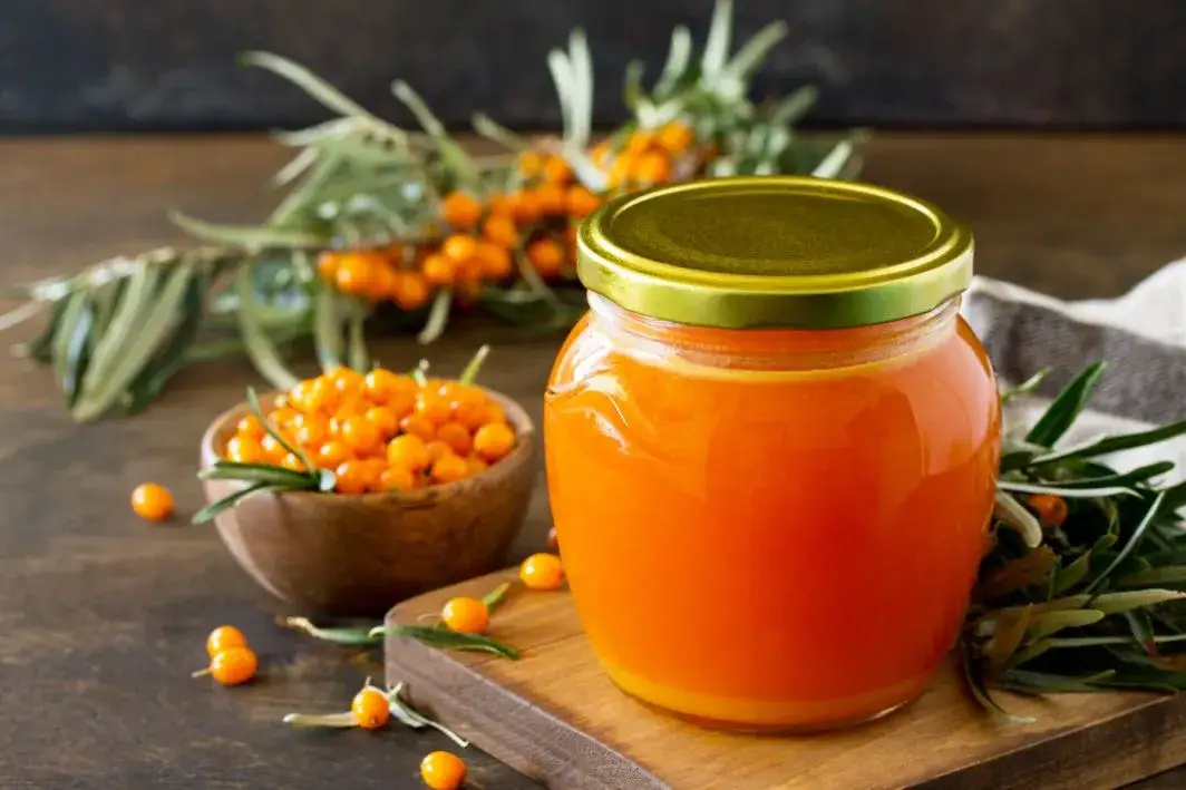 Rokitnik nalewka jak zrobić – prosta receptura na wyjątkowy smak