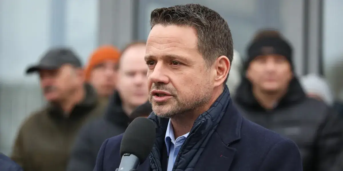 800 plus: Trzaskowski gwarantuje! Prawda o kryterium dochodowym