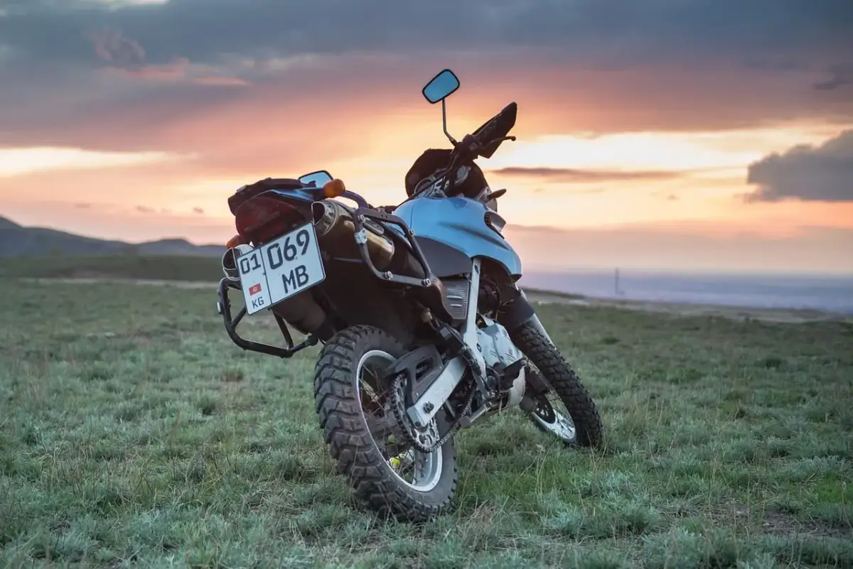 Efektywne planowanie trasy motocyklowej: uniknij najczęstszych błędów