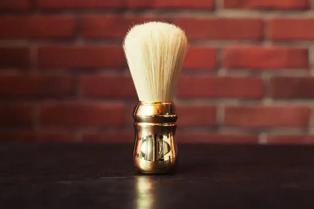 Jaki pędzel do golenia wybrać, aby uniknąć podrażnień skóry?