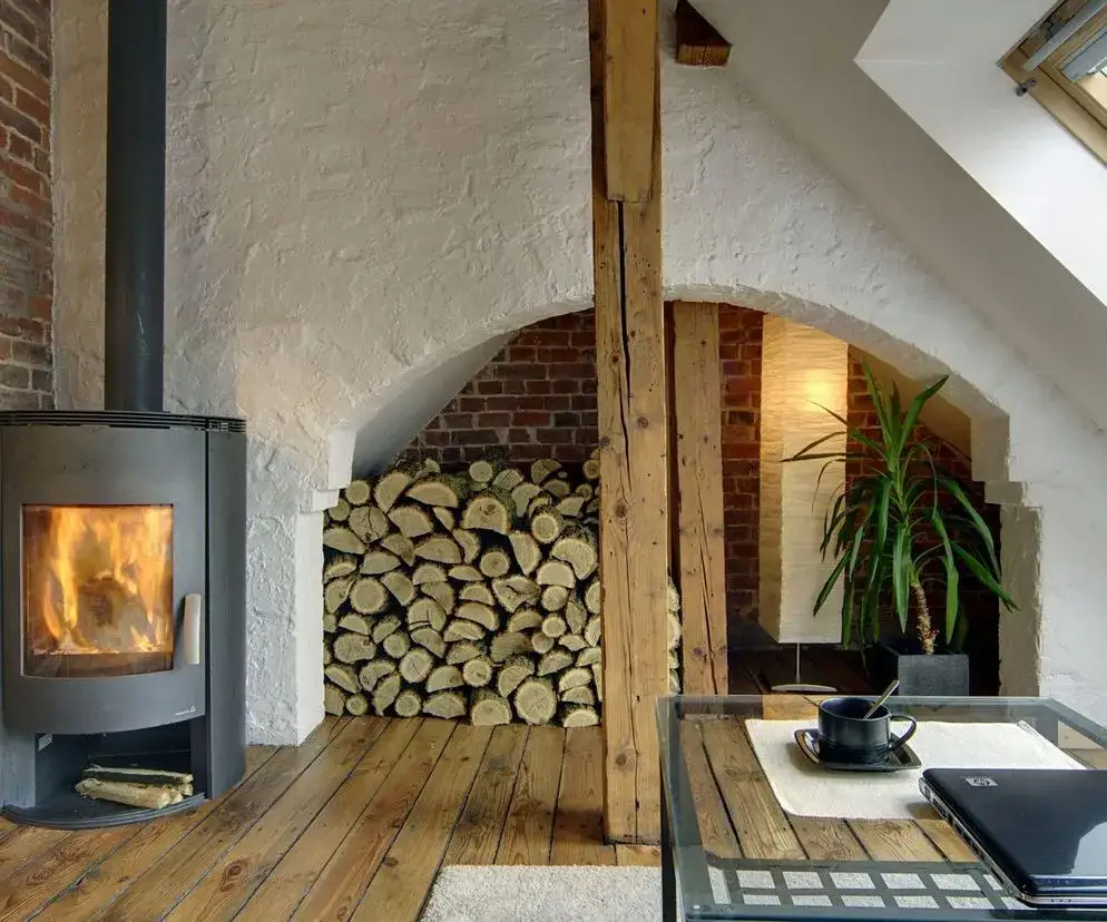 Jak wybudować kominek? Kompletny poradnik 2026: Koszty i przepisy