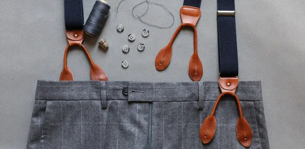 Jak zapinać szelki do spodni, aby uniknąć nieprzyjemności i błędów