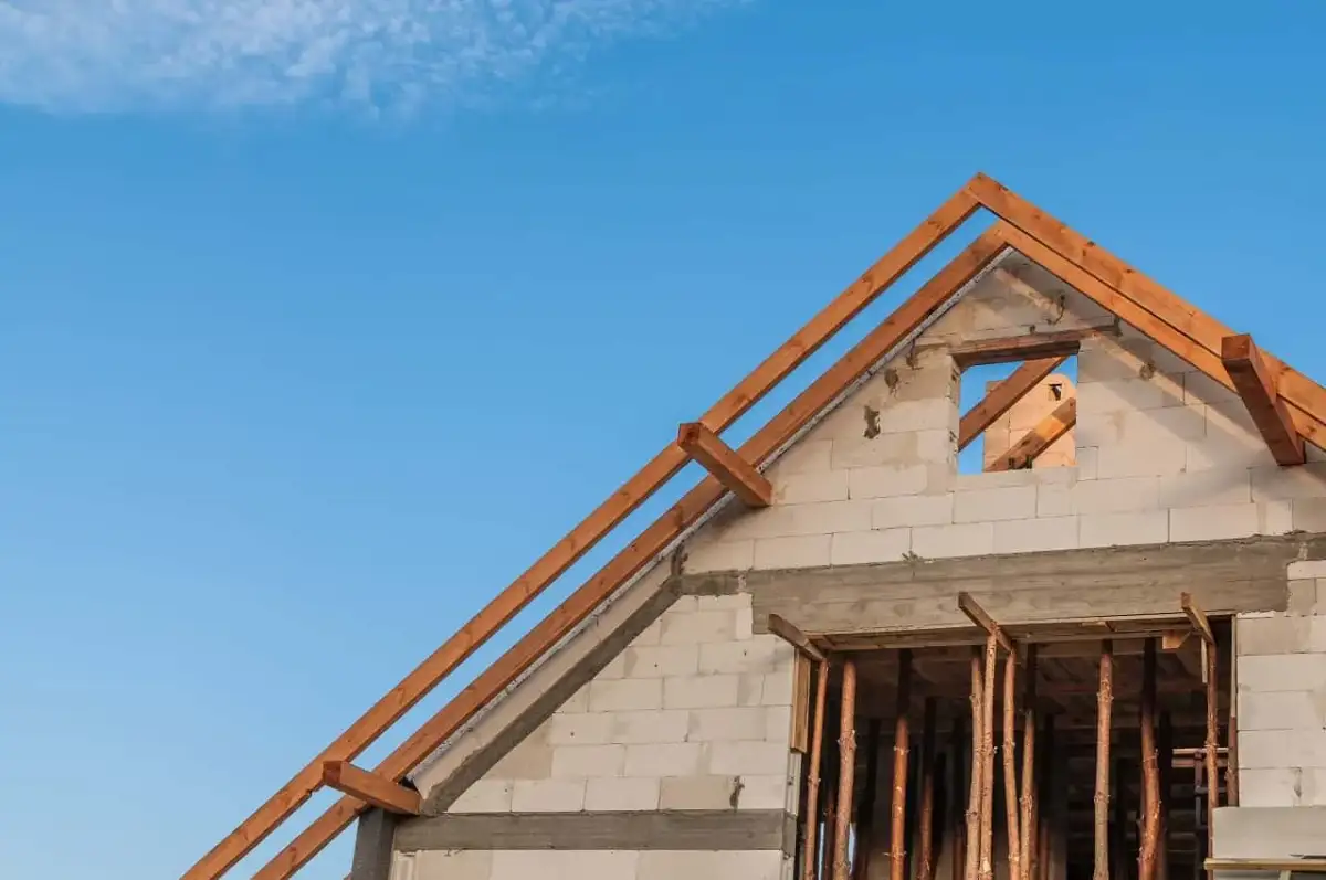 Koszty dobudowy domu 50m2: Jak zaplanować budżet i uniknąć pułapek?