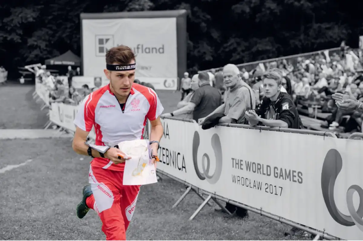 Jak obliczyć skalę mapy i odległość w terenie? Twój poradnik!