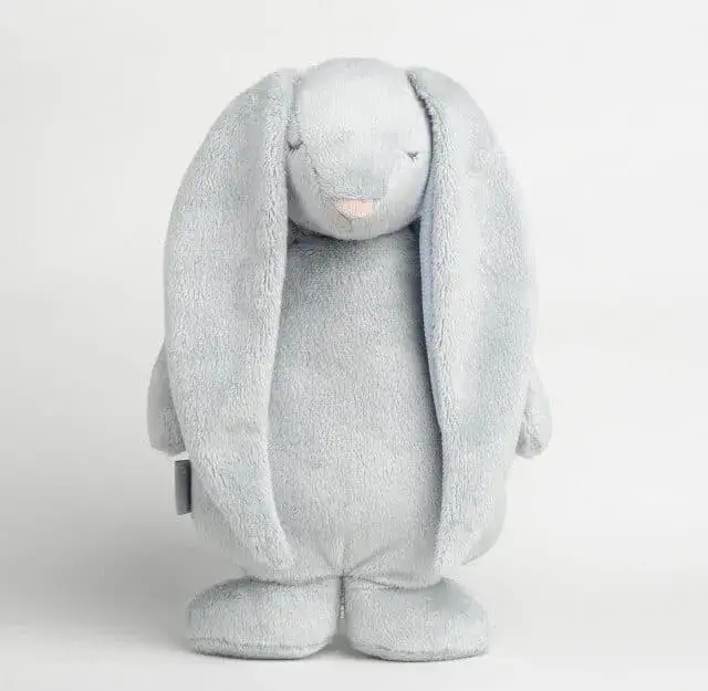 Króliczek sensoryczny Moonie – bezpieczna przytulanka dla niemowląt