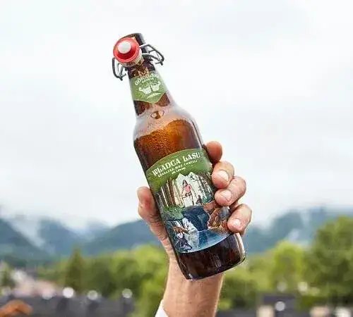 Gdzie kupić piwo góralskie? Najlepsze miejsca w Zakopanem i online