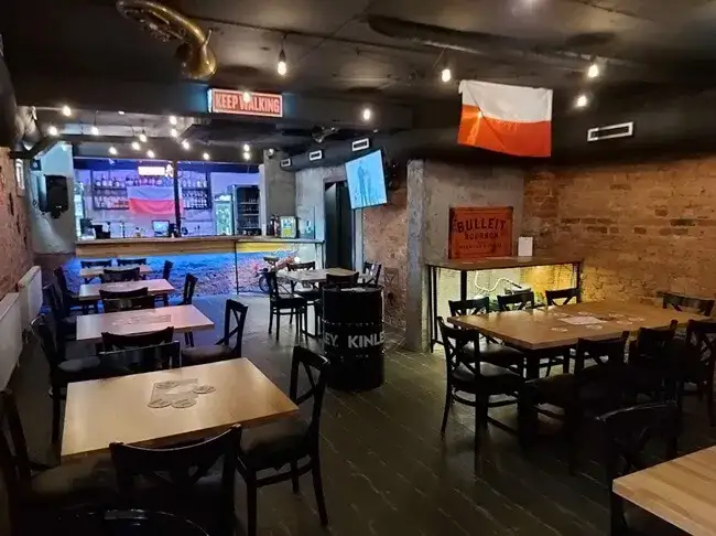 Gdzie zjeść w Kórniku? Odkryj najlepsze restauracje i kawiarnie