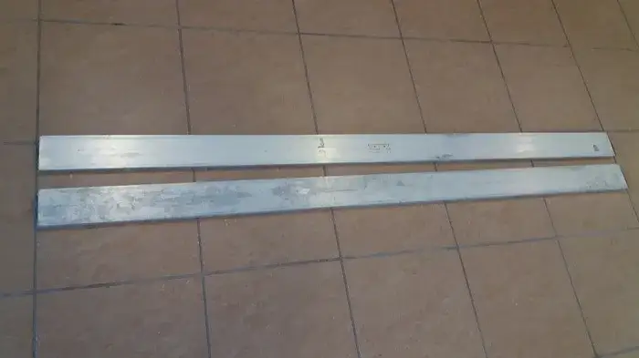 Czy wyciągać listwy tynkarskie? Kluczowe wskazówki i błędy do uniknięcia