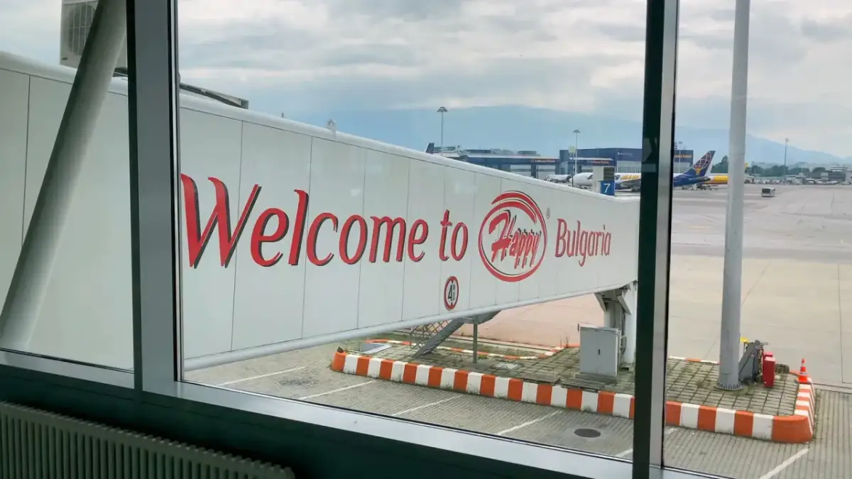 Ile trwa lot do Bułgarii? Z Polski najszybciej w 1,5h!