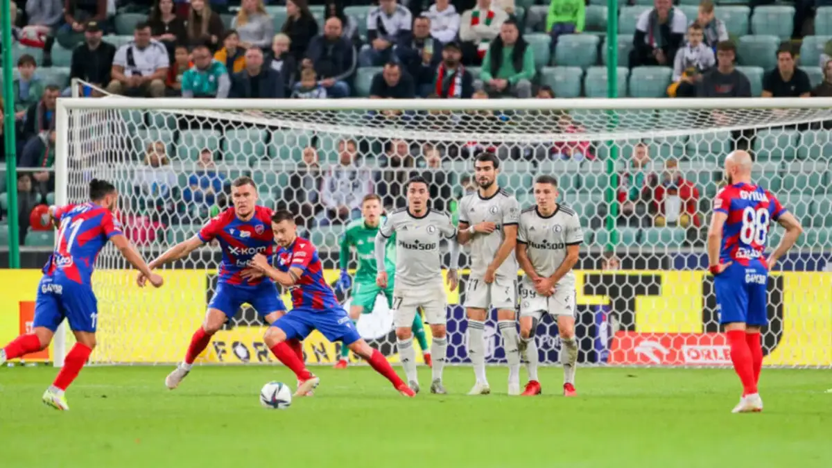 Gdzie oglądać Legia Raków w Pucharze Polski? Sprawdź transmisje