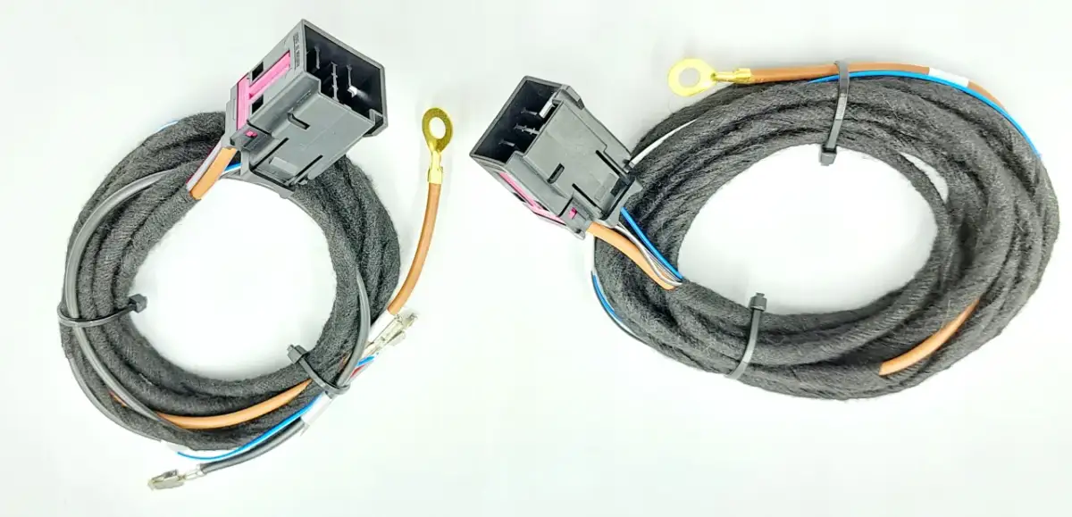 Wilipidemia do podgrzewane fotele Passat B5. Dwa wiązki z wtyczkami i końcówkami do podłączenia.