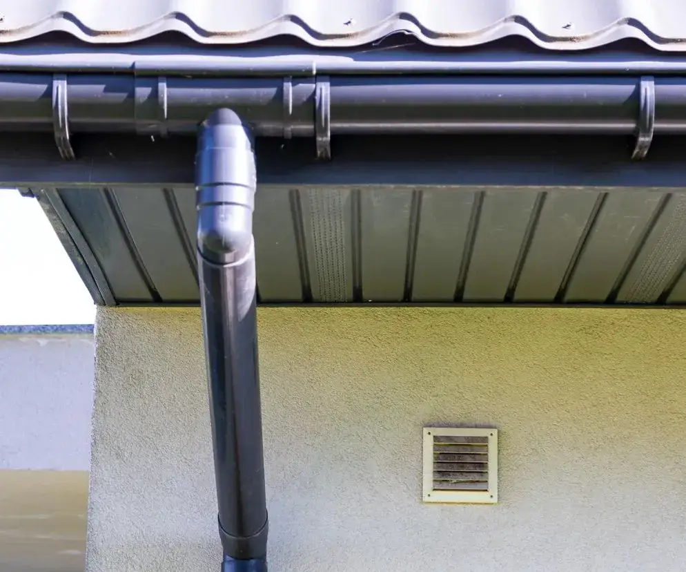 Jaką długość okapu dachu wybrać, aby uniknąć problemów?