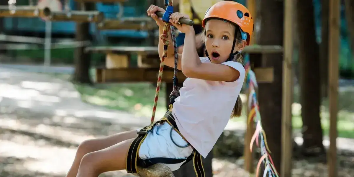 Jakie zabawki na plac zabaw wybrać, aby wspierały rozwój dzieci