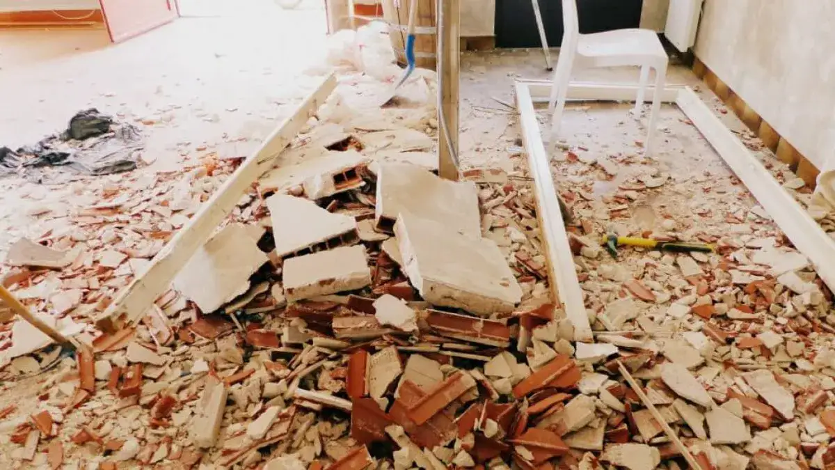 Gdzie wyrzucać gruz po remoncie? Legalnie, tanio i bez kar!