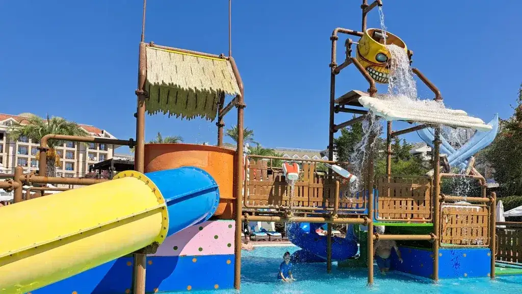 Turcja poza hotelem: Bezpieczne zwiedzanie? Praktyczny przewodnik