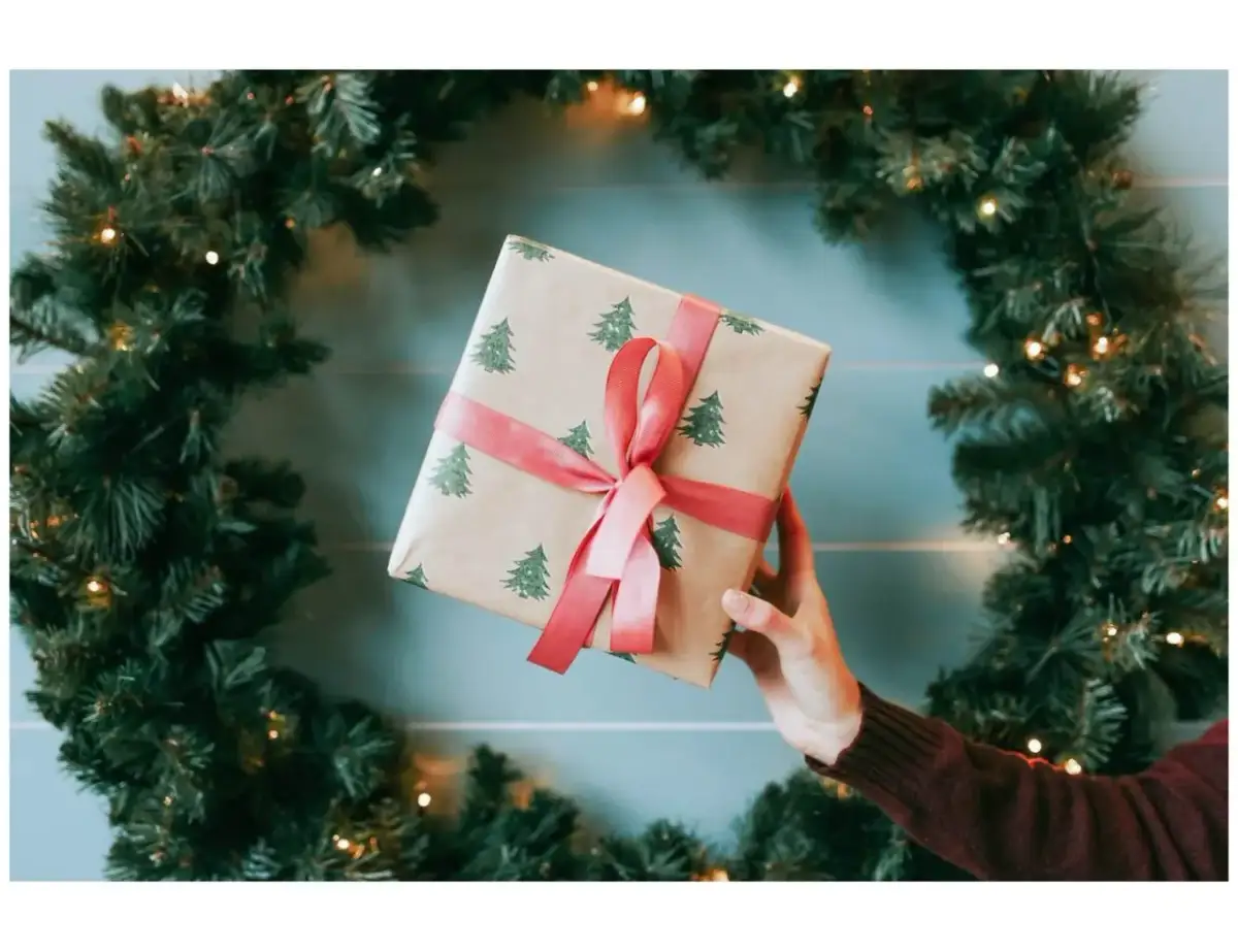 Jak zapakować ciastka w celofan? Pakuj jak ekspert! Świeżość i styl.