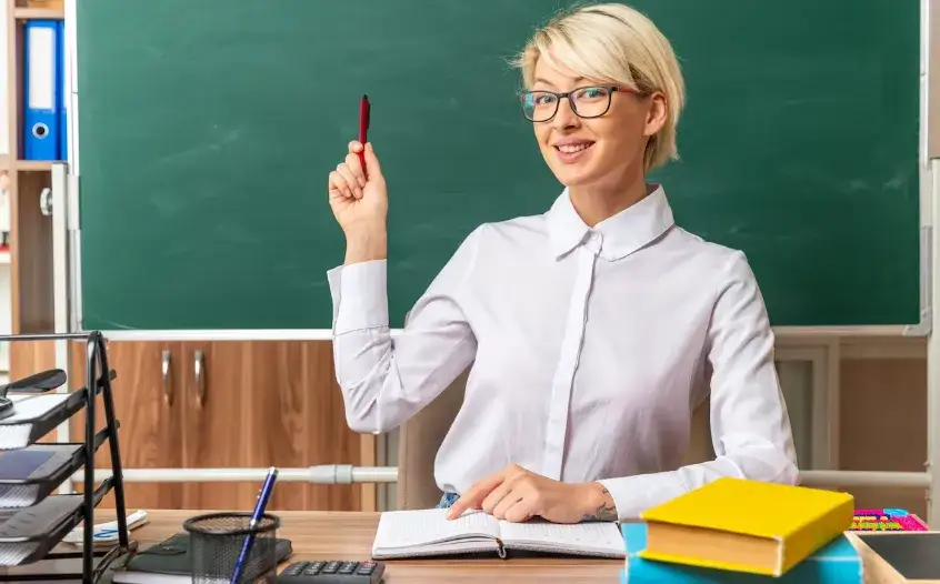 Czy studia liczą się do emerytury nauczyciela? Sprawdź ważne zasady