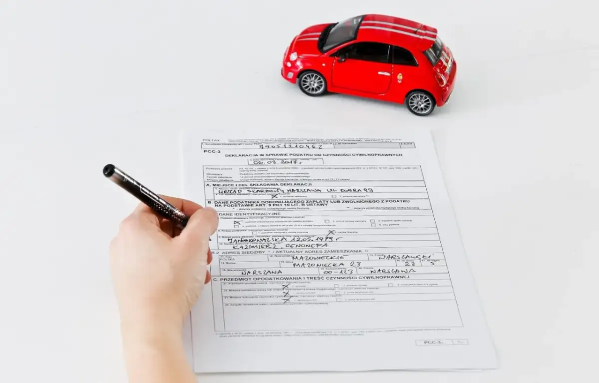 Jaki podatek od kupna samochodu? Sprawdź i nie przepłacaj!