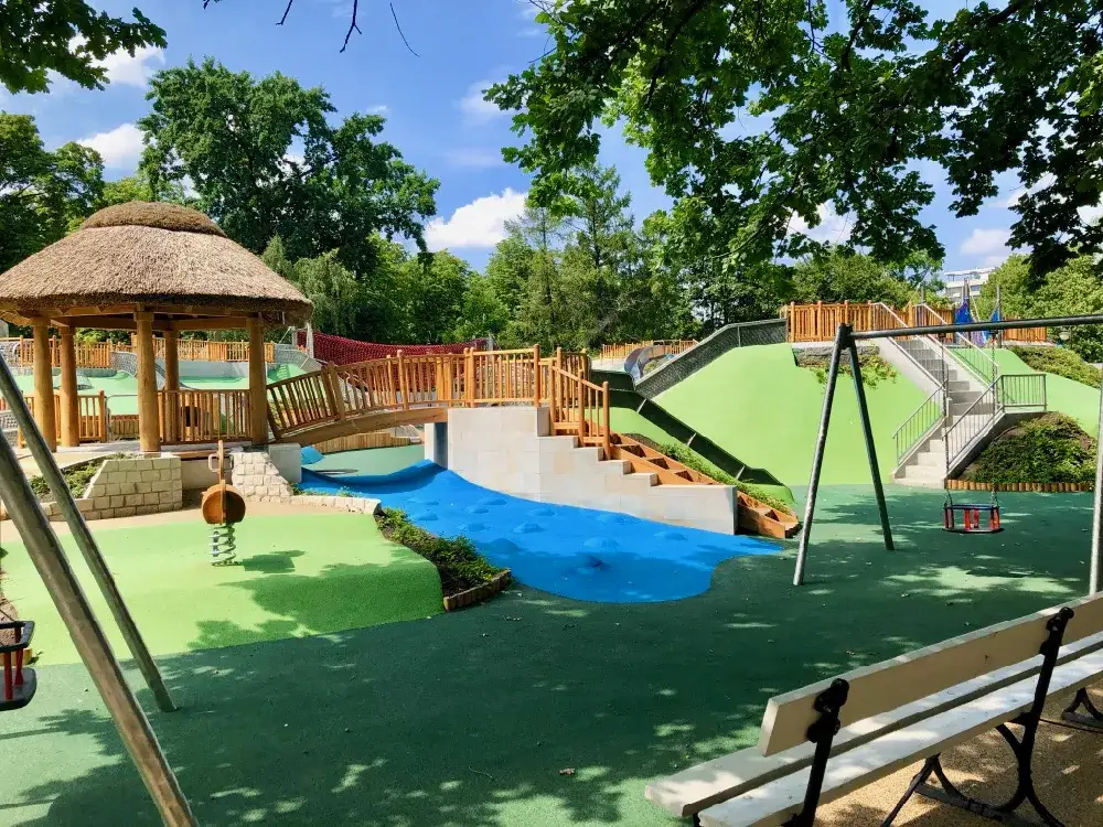 Park Ujazdowski: Plac zabaw otwarty! Co musisz wiedzieć przed wizytą?