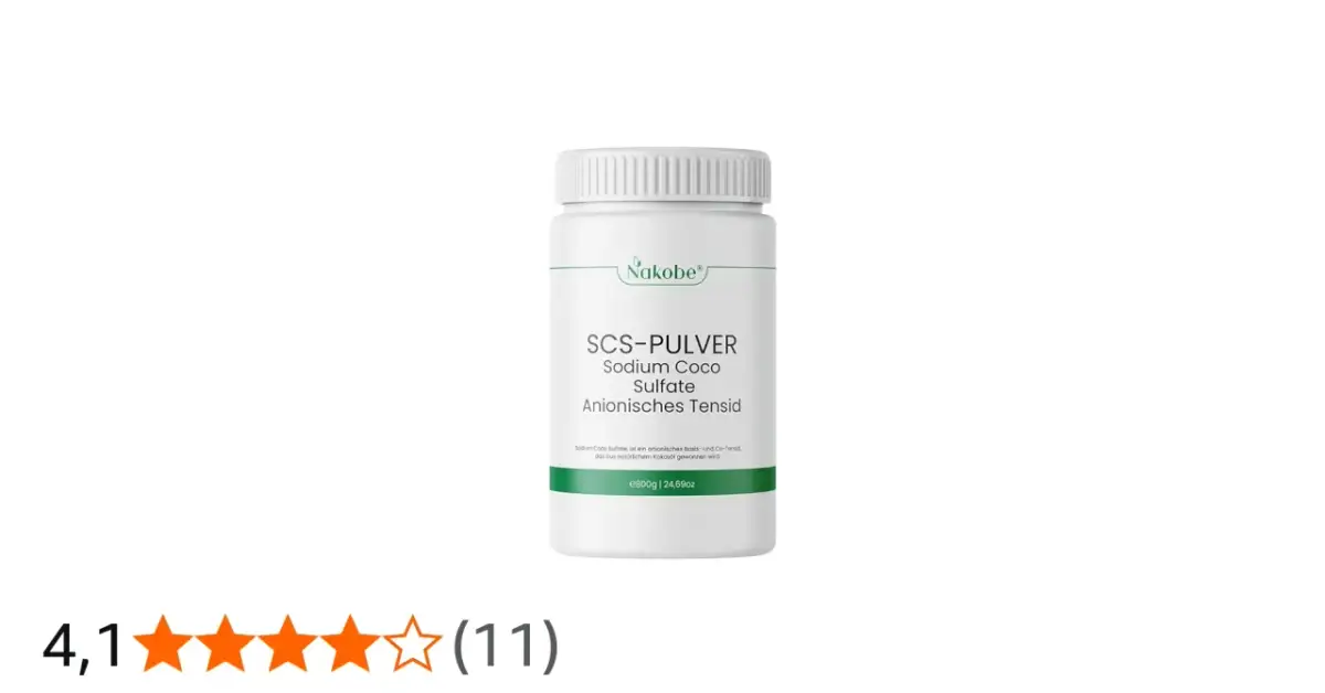 Biały pojemnik z zielonym logo Nakobe, zawierający proszek SCS-PULVER Sodium Coco Sulfate.