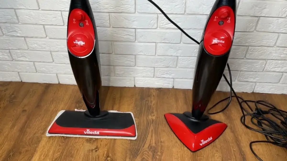 Mop parowy Vileda: Jak używać, by podłogi lśniły bez smug?