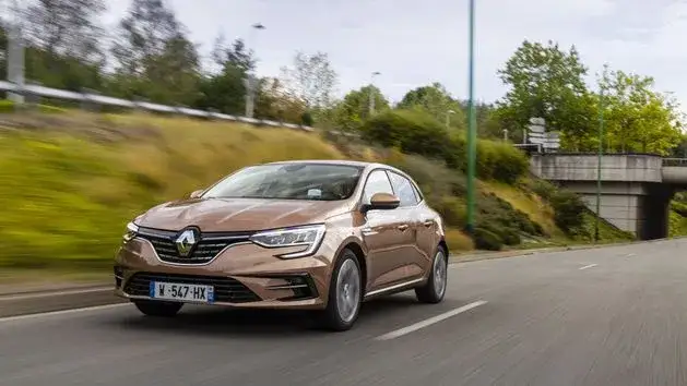 Renault Megane 3 jaki silnik wybrać, aby uniknąć kosztownych napraw?