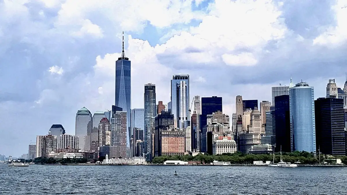 W jakim kraju jest Nowy Jork? Odkryj jego fascynującą lokalizację