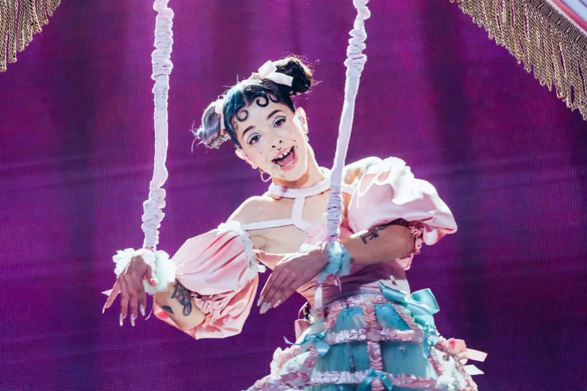 Ile trwa koncert Melanie Martinez? Odkryj szczegóły i czas trwania