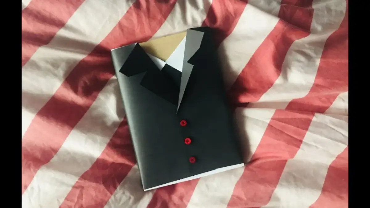 Jak zapakować koszulę na prezent, aby zaskoczyć obdarowanego