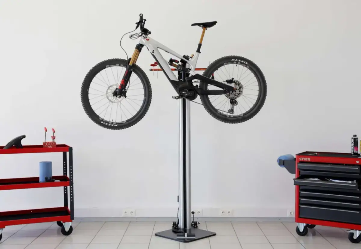 E-Bike Montageständer: Welcher hält Ihr schweres Bike wirklich?
