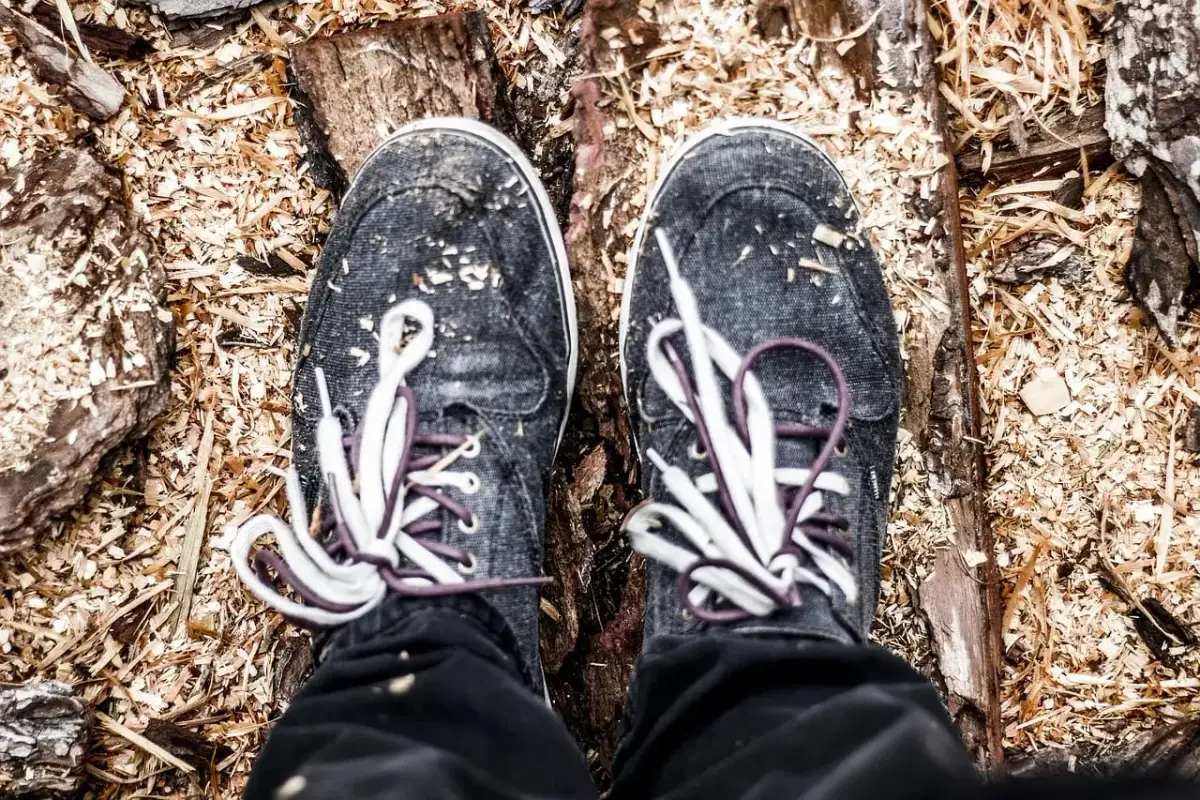 Jak polerować buty? Perfekcyjny połysk i długie życie obuwia