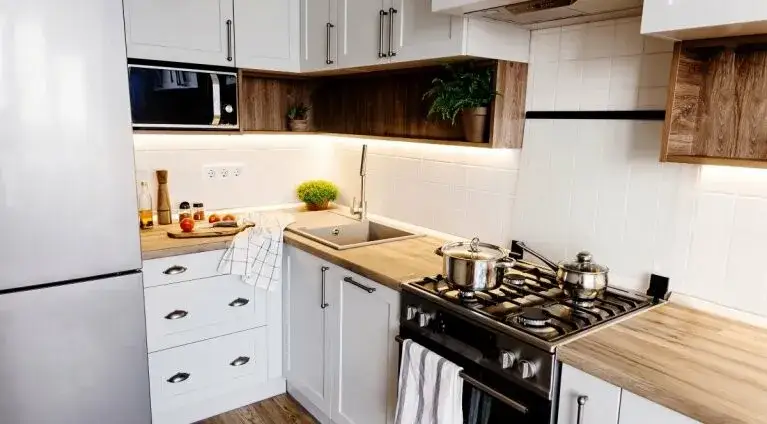 Mała kuchnia: Urządź ją mądrze! Uniknij 7 błędów i zyskaj przestrzeń