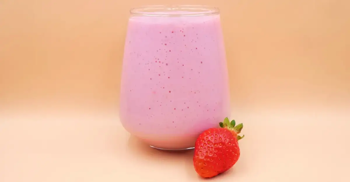 Koktajle z truskawkami – orzeźwiające przepisy na letnie dni