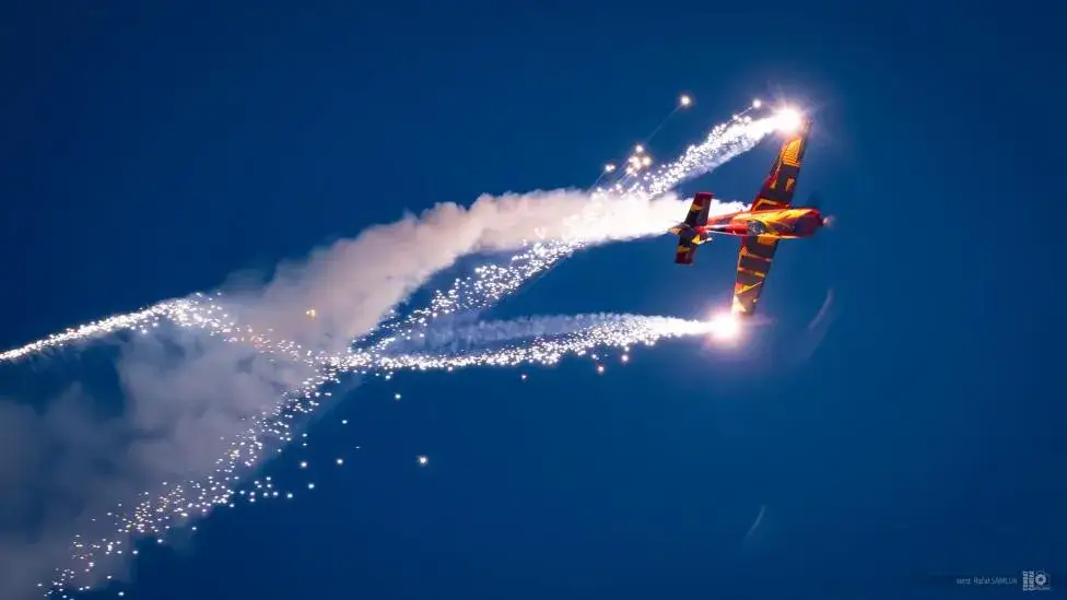 Kiedy pokazy lotnicze w Radomiu? Nie przegap tych wyjątkowych dni!