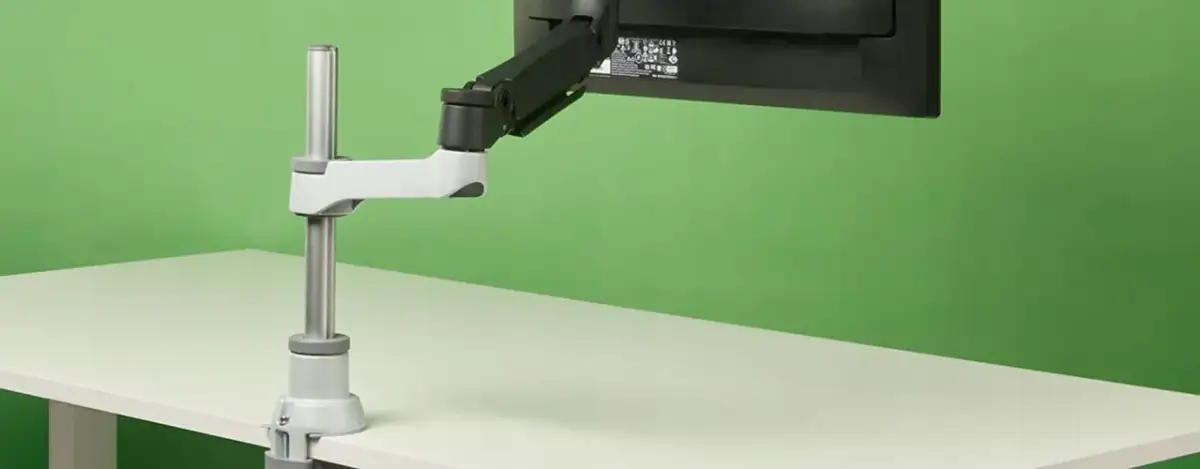 Jaki uchwyt do monitora? Wybierz idealny i zadbaj o ergonomię!