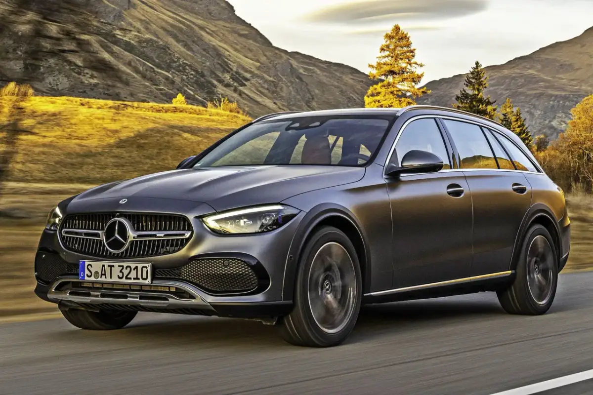 Klasa C Mercedes: Usterki, ceny, lifting 2026. Czy warto kupić?