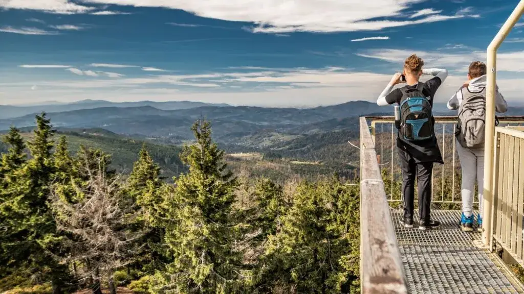 Beskid Śląski: Szczyty, pasma i atrakcje. Twój przewodnik!