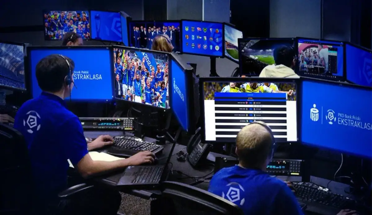 Operatorzy monitorują PKO Bank Polski Ekstraklasę, śledząc ile kolejek do końca sezonu.