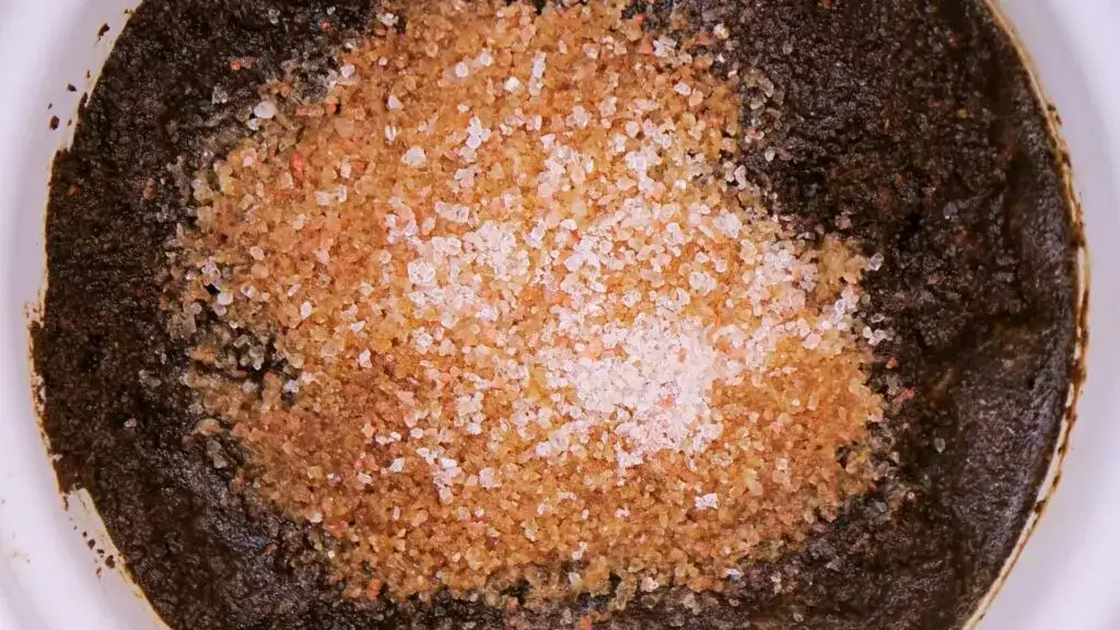 Peeling z kawy jak zrobić: proste przepisy na zdrową skórę