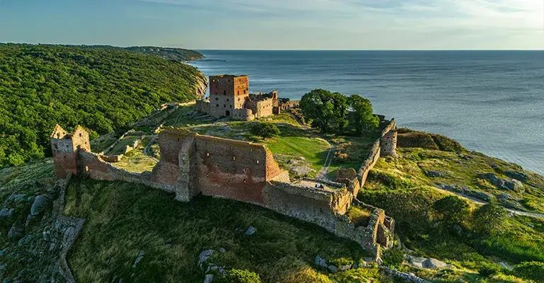 Najlepsze atrakcje na Bornholmie, które musisz zobaczyć podczas wizyty