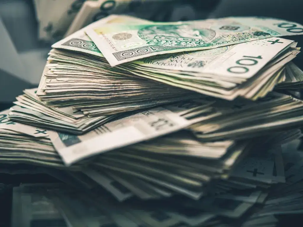 Ile kosztuje darowizna działki u notariusza? Sprawdź ukryte koszty