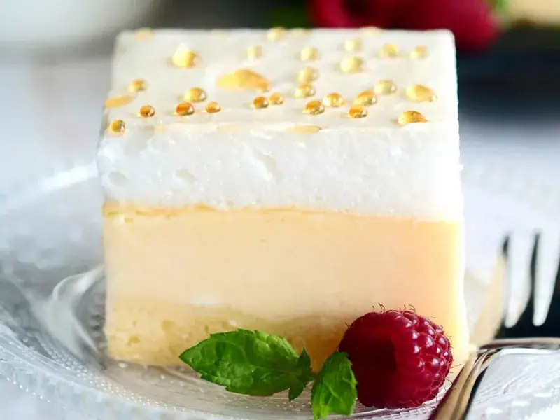 Ciasta na komunię: wybierz idealne i zachwyć gości!