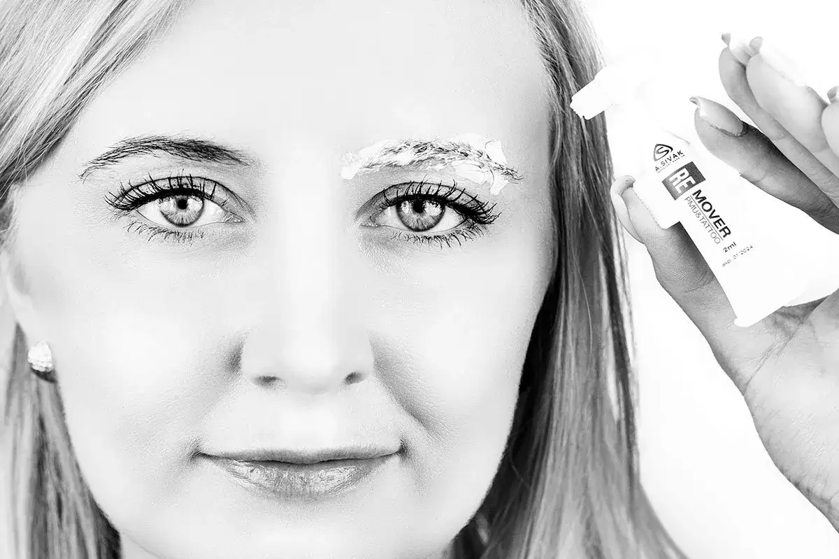 Czym smarować brwi po makijażu permanentnym, aby uniknąć podrażnień?