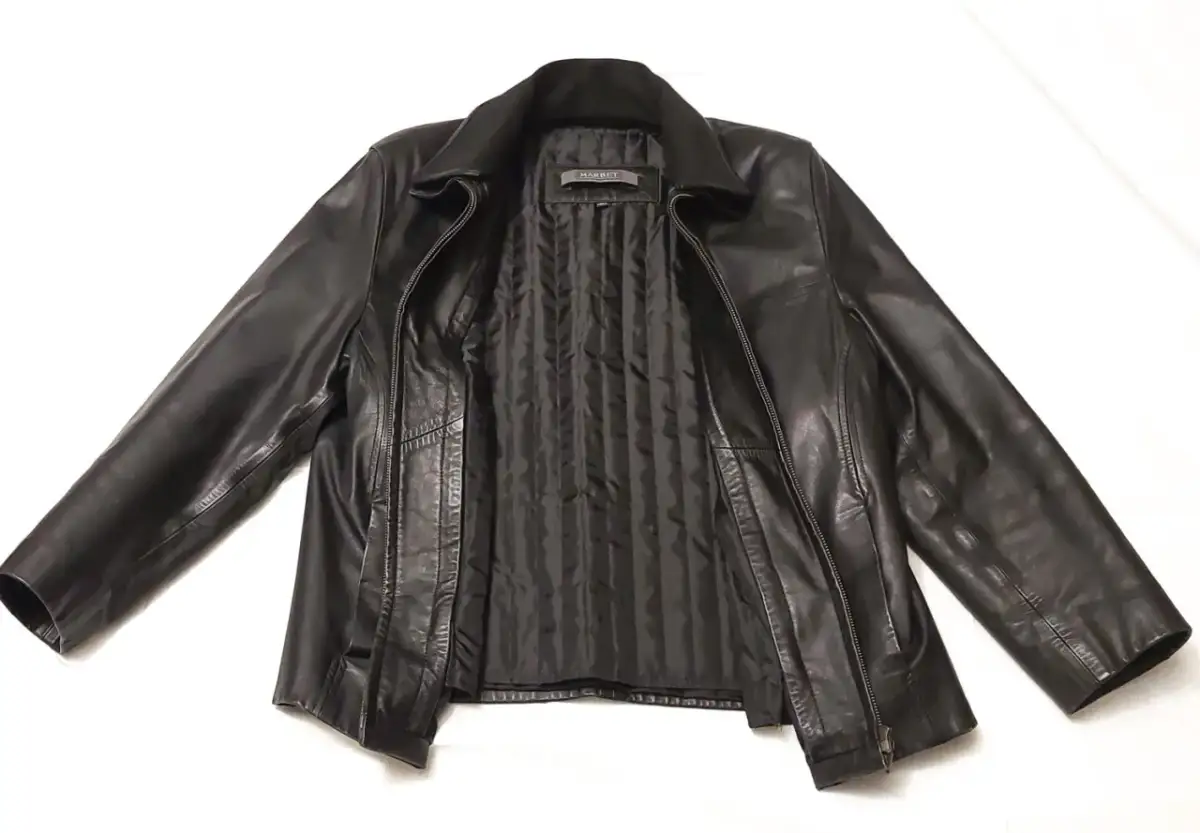 Czarna, skórzana kurtka Marbet z pikowaną podszewką. Szukasz, gdzie kupić kurtki Marbet?