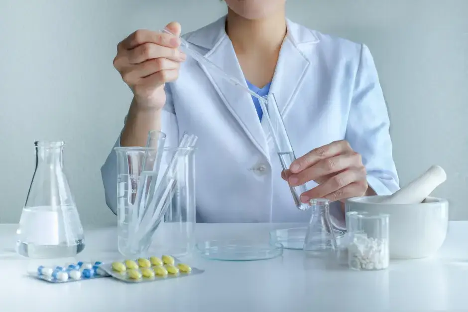 Czy można zażywać wit B complex przy komórkach nowotworowych? Ryzyko i bezpieczeństwo